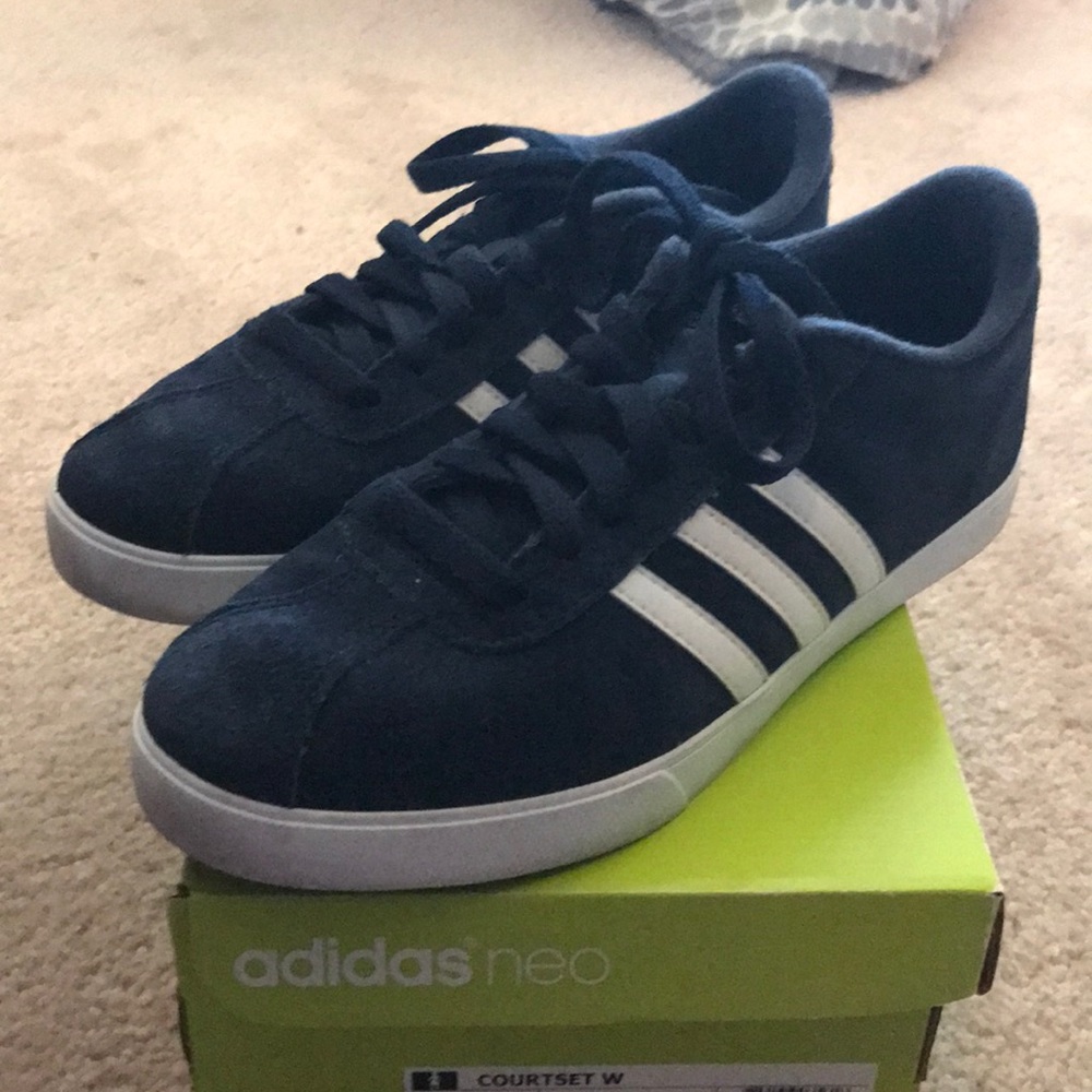 Adidas Neo Navy blue sneakers